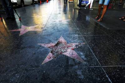 Trump's Hollywood star destroyed by man in Hulk costume: report - www.foxnews.com - Los Angeles