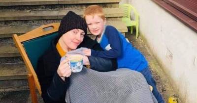 'They said it was nothing to worry about' Scots mum diagnosed with breast cancer after doctors told her three times she was too young - www.dailyrecord.co.uk - Scotland