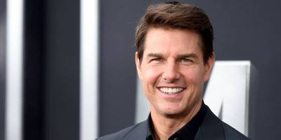 Tom Cruise Films a Crazy Scene for 'Mission Impossible' Sequel - www.justjared.com