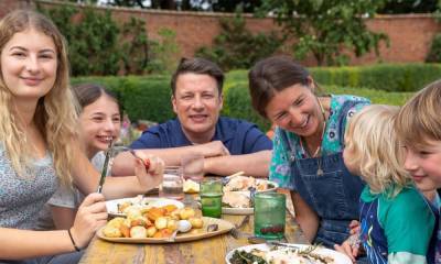Jamie Oliver shares gorgeous never-before-seen photo with wife Jools and their sons - hellomagazine.com