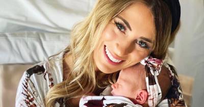 Bachelor’s Tenley Molzahn Slams ‘Brutal’ Mom-Shamers 2 Weeks After Daughter’s Birth - www.usmagazine.com