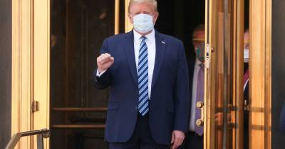 Donald Trump walks out of hospital after virus treatment and says 'Don't be afraid of Covid' - www.dailyrecord.co.uk - USA