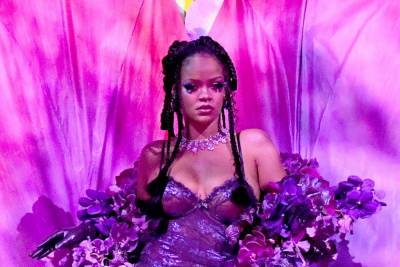 Rihanna Apologizes For Using Song With Sacred Islamic Verses In Savage X Fenty Show - etcanada.com