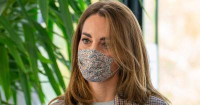 Kate Middleton stuns in floral face mask as she visits Derby University to discuss impact of pandemic - www.ok.co.uk
