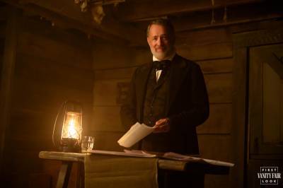 ‘News Of The World’ First Look: Tom Hanks Goes On A Journalistic, Old West Adventure In Paul Greengrass’ New Film - theplaylist.net