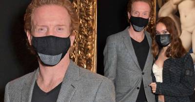 Damian Lewis joins daughter Manon, 14, at an art exhibition launch - www.msn.com - London