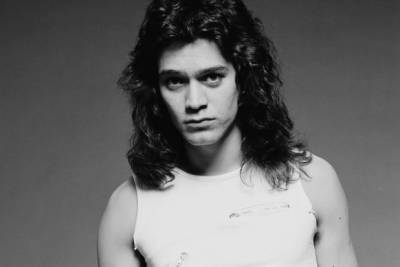 Van Halen Songs Dominate iTunes Charts With 8 Songs in Top 10 - thewrap.com - Panama