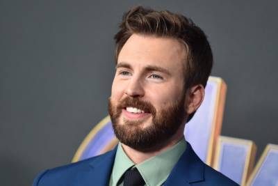 Fans Freak Out After Chris Evans Shows Off Tattooed Torso In Shirtless Video - etcanada.com