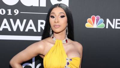 Cardi B Declares She's 'Single, Rich and Bad' After Filing for Divorce From Offset - www.etonline.com