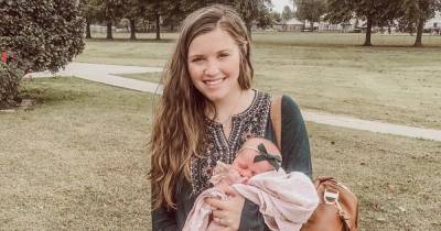 Anna Duggar - Joy-Anna Duggar - Jana Duggar - Joy-Anna Duggar Defends How She Held Daughter in Family Photo: I Wouldn’t ‘Drop Her’ - usmagazine.com - county Forsyth - Austin, county Forsyth