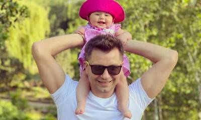 Pasha Kovalev gushes about fatherhood after welcoming baby Maven - hellomagazine.com