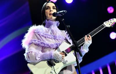 St. Vincent to break down ‘Savior’ in new songwriting masterclass - www.nme.com