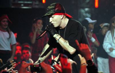 Eminem’s ‘Curtain Call: The Hits’ rejoins Billboard chart 15 years after its release - www.nme.com