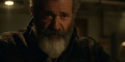 Mel Gibson Is Angry Santa in 'Fatman' - Watch the Trailer (Video) - www.justjared.com - Santa - county Gibson