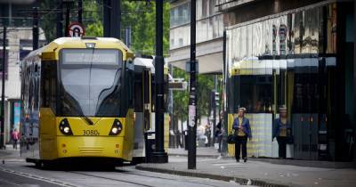 Bury Metrolink line suspended - commuters asked to avoid public transport 'if at all possible' - www.manchestereveningnews.co.uk - Manchester