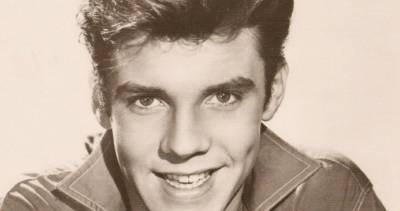 Marty Wilde celebrates rare feat of eight consecutive decades of Official Charts success - www.officialcharts.com