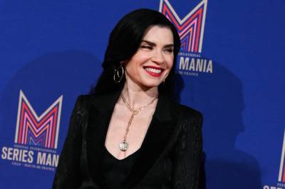 Julianna Margulies Opens Up About Her ‘Chaotic, Unconventional Childhood’ In New Memoir ‘Sunshine Girl’ - etcanada.com
