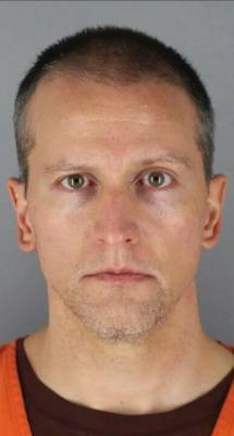 Ex-Minneapolis cop Derek Chauvin can live out of state while awaiting trial, judge says - www.foxnews.com - Minnesota - Minneapolis - county Hennepin
