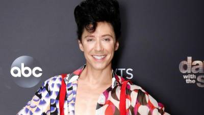Johnny Weir Transforms Into Amy Winehouse for Dazzling 'DWTS' Quickstep - www.etonline.com