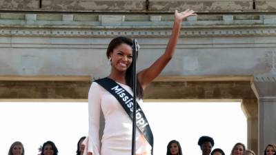 Miss USA 2020 Crowned: See Miss Mississippi Asya Branch's Winning Moment - www.etonline.com - USA - state Mississippi - Tennessee - county Branch
