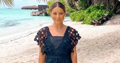 Made In Chelsea's Louise Thompson deletes Remembrance Sunday tribute after being blasted for 'disrespectful' post - www.ok.co.uk - Chelsea - Maldives