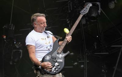 Watch Peter Hook & The Light perform his Gorillaz collaboration ‘Aries’ - www.nme.com