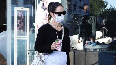 Katharine McPhee Reveals Her Baby Bump In High-Waisted White Skirt While Running Errands — Pics - hollywoodlife.com - USA