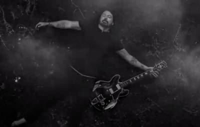Dave Grohl on Foo Fighters’ ‘Shame Shame’ video: “It’s darker than anything we’ve ever done” - www.nme.com