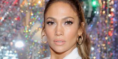 Jennifer Lopez's 'Marry Me' Release Pushed Back Due to Pandemic - www.justjared.com