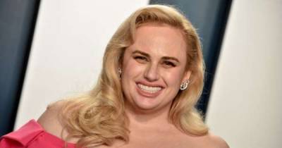 Rebel Wilson reveals 'holistic approach' is the secret to her 40lb weight loss - www.msn.com
