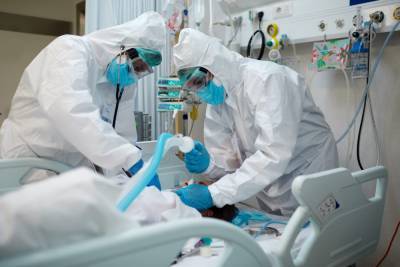 Coronavirus hospitalizations in the US reach record high, data shows - www.foxnews.com - USA