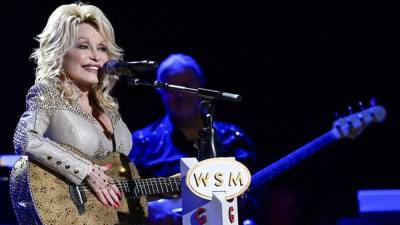 Dolly Parton & CBS Televsion Team For ‘A Holly Dolly Christmas’ Holiday Special; Set December Premiere Date - deadline.com