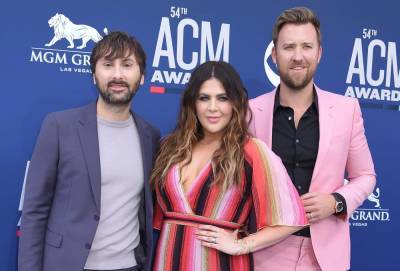 Lady A Cancels CMA Awards Appearance After ‘Immediate Family Member’ Tests Positive For COVID-19 - etcanada.com