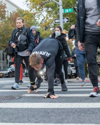 'Bear crawl’ for 26 miles: Top US trainer raised big funds for veteran at New York City Marathon - www.foxnews.com - USA - county Marathon - city New York, county Marathon