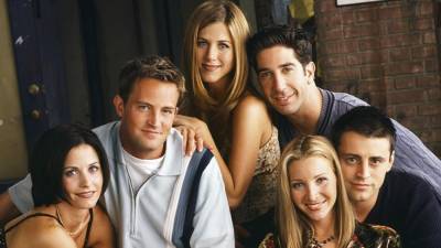 Matthew Perry Says 'Friends' Reunion Is Set for March 2021 - www.etonline.com