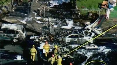 Small plane crashes into Los Angeles neighborhood - www.foxnews.com - Los Angeles - California - city San Fernando