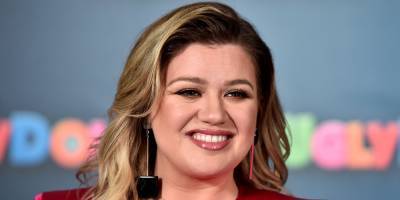 Kelly Clarkson's Daughter Does This To Get Out Of Her Zoom School Classes - www.justjared.com