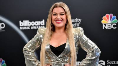 Kelly Clarkson reveals how her 6-year-old daughter River avoids schoolwork on Zoom - www.foxnews.com
