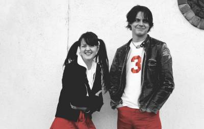 Watch The White Stripes’ animated new video for ‘Apple Blossom’ - www.nme.com - Britain - USA
