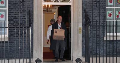 Dominic Cummings 'leaves Downing Street with immediate effect' - www.manchestereveningnews.co.uk