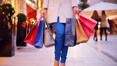 Buy Online, Pickup In-Store Deals to Make Holiday Shopping a Breeze - www.etonline.com