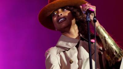 Erykah Badu dumbfounded after testing positive for coronavirus in left nostril, negative in the right - www.foxnews.com
