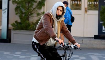 Timothee Chalamet Goes for a Solo Saturday Bike Ride in NYC - www.justjared.com - France - New York