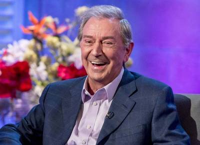 Tributes for the ‘kindest of hearts’ Des O’Connor pour in - evoke.ie