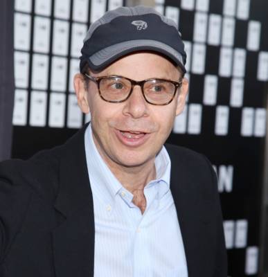 Cops Arrest Man They Say Violently Attacked Actor Rick Moranis In NYC! - perezhilton.com - New York