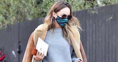 Olivia Wilde Ditches Her Engagement Ring After Split From Jason Sudeikis - www.usmagazine.com - Los Angeles