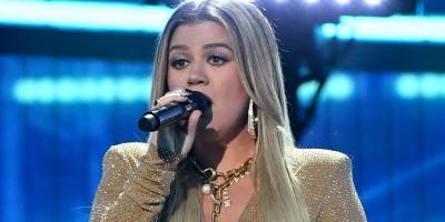Kelly Clarkson Tests Negative for Coronavirus Amid Show Outbreak - www.justjared.com