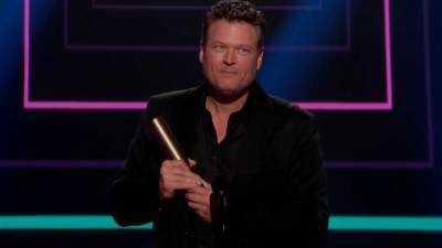 Blake Shelton Gives the Sweetest Shout-Out to 'My New Fiancee' Gwen Stefani at 2020 E! People's Choice Awards - www.etonline.com - California