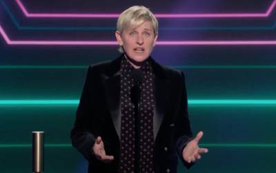 Ellen DeGeneres Thanks “Amazing” Staff During People’s Choice Award Acceptance Speech: “I Love Them All” - deadline.com