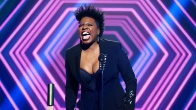 Leslie Jones Was Definitely the Most Excited Winner at the People's Choice Awards 2020! (Video) - www.justjared.com - Santa Monica